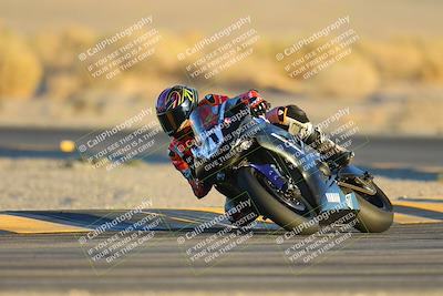 media/Nov-17-2024-CVMA (Sun) [[1fec520723]]/Race 18-Supersport Middleweight/